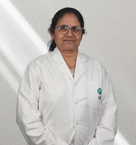 Dr Vaishali Naik